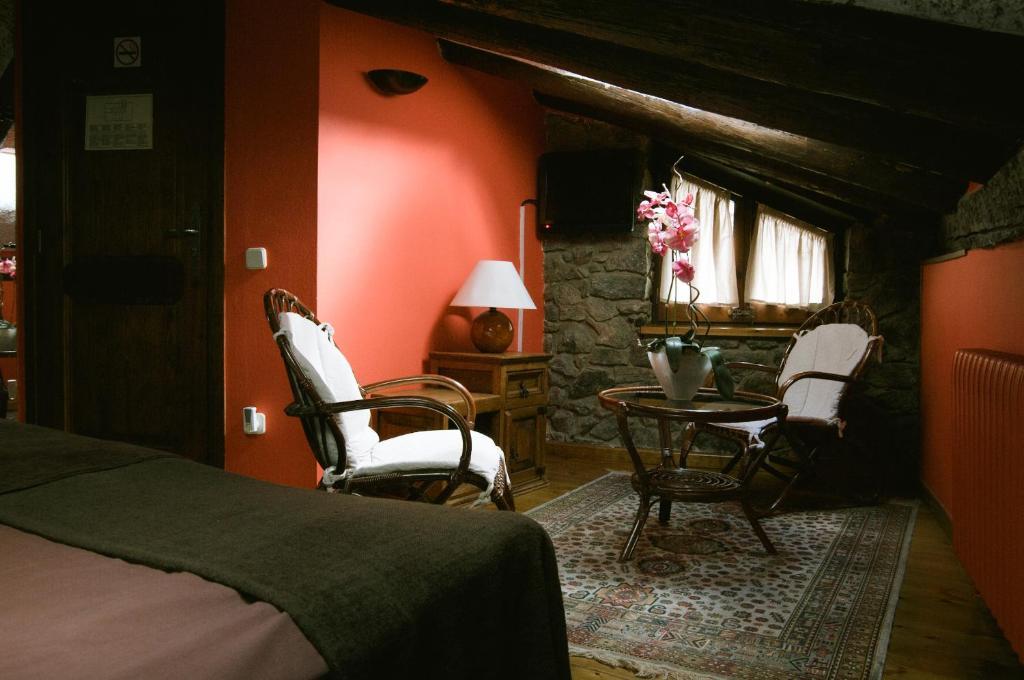 Hostal Cisco De Sans Andorra la Vella Phòng bức ảnh
