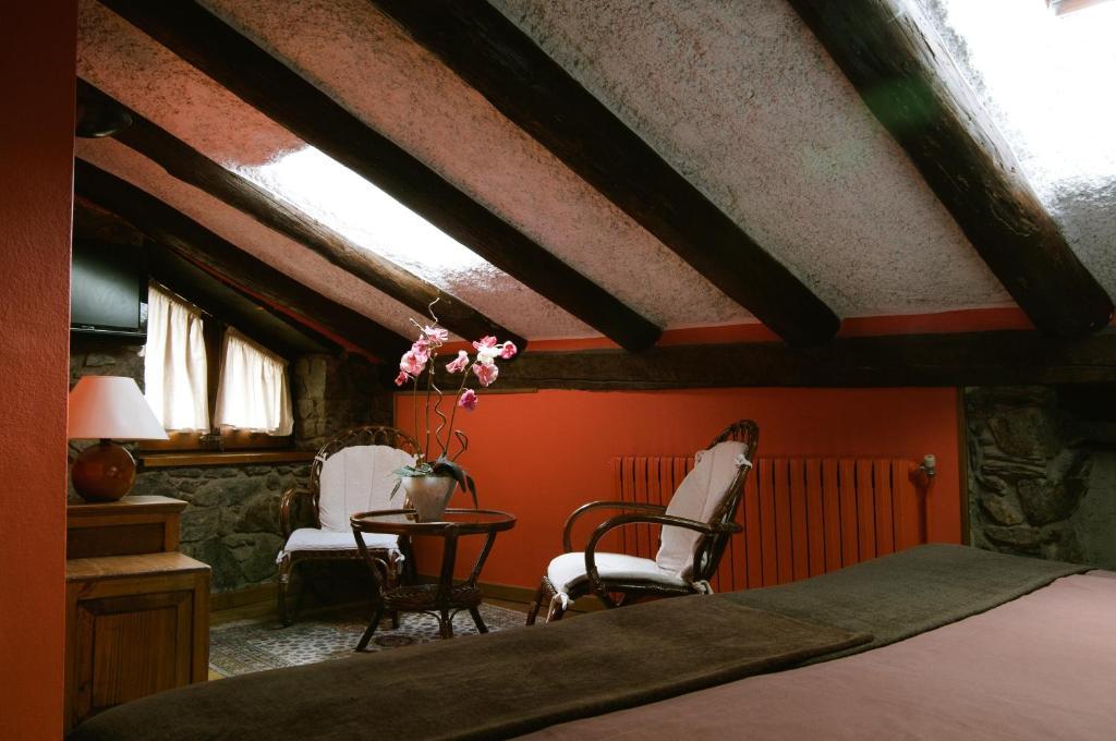 Hostal Cisco De Sans Andorra la Vella Phòng bức ảnh