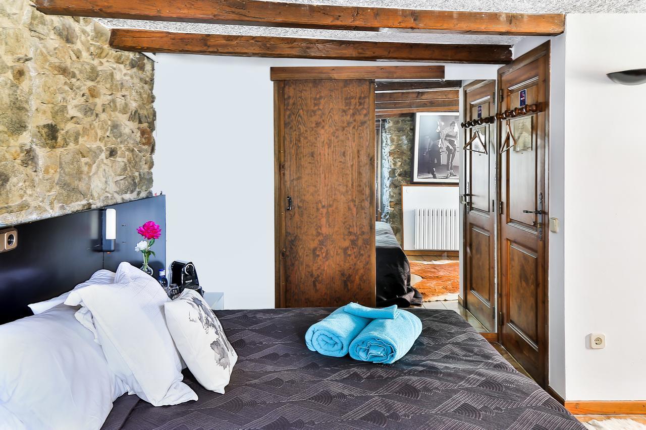 Hostal Cisco De Sans Andorra la Vella Ngoại thất bức ảnh