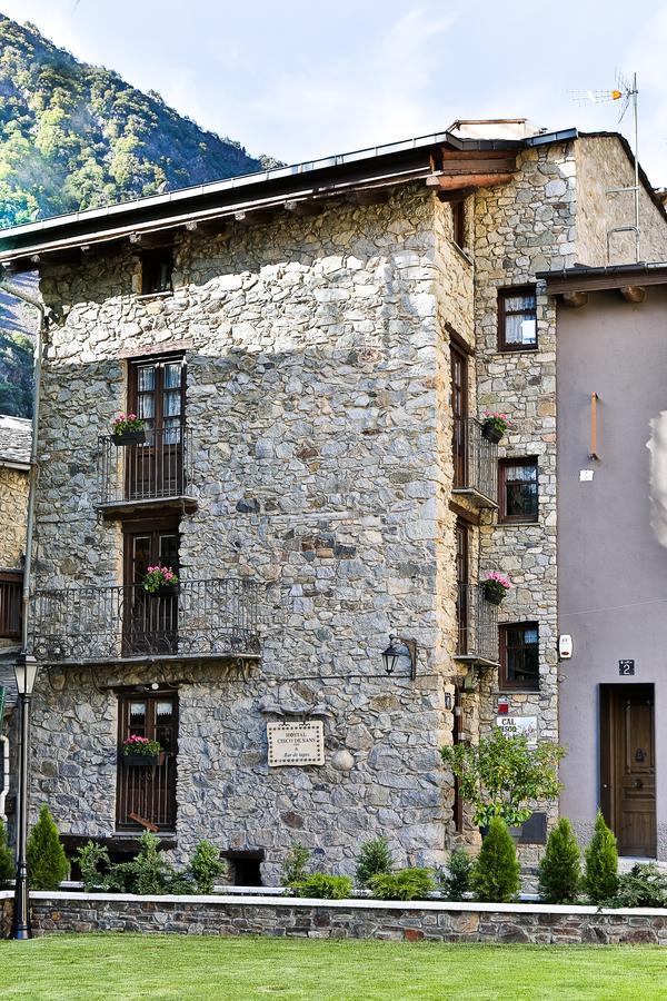 Hostal Cisco De Sans Andorra la Vella Ngoại thất bức ảnh