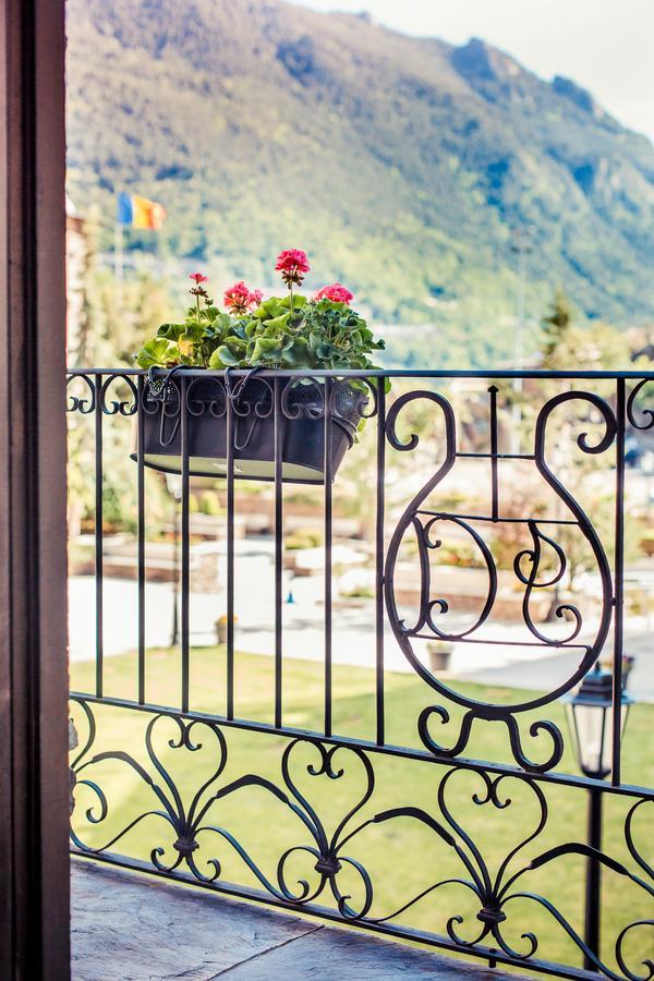 Hostal Cisco De Sans Andorra la Vella Ngoại thất bức ảnh