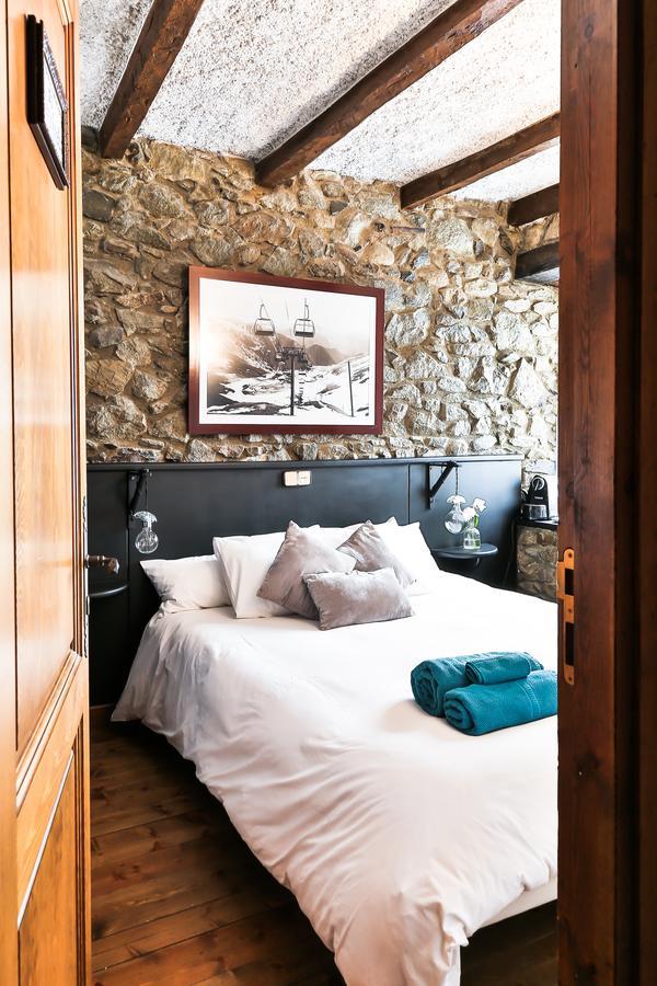 Hostal Cisco De Sans Andorra la Vella Ngoại thất bức ảnh