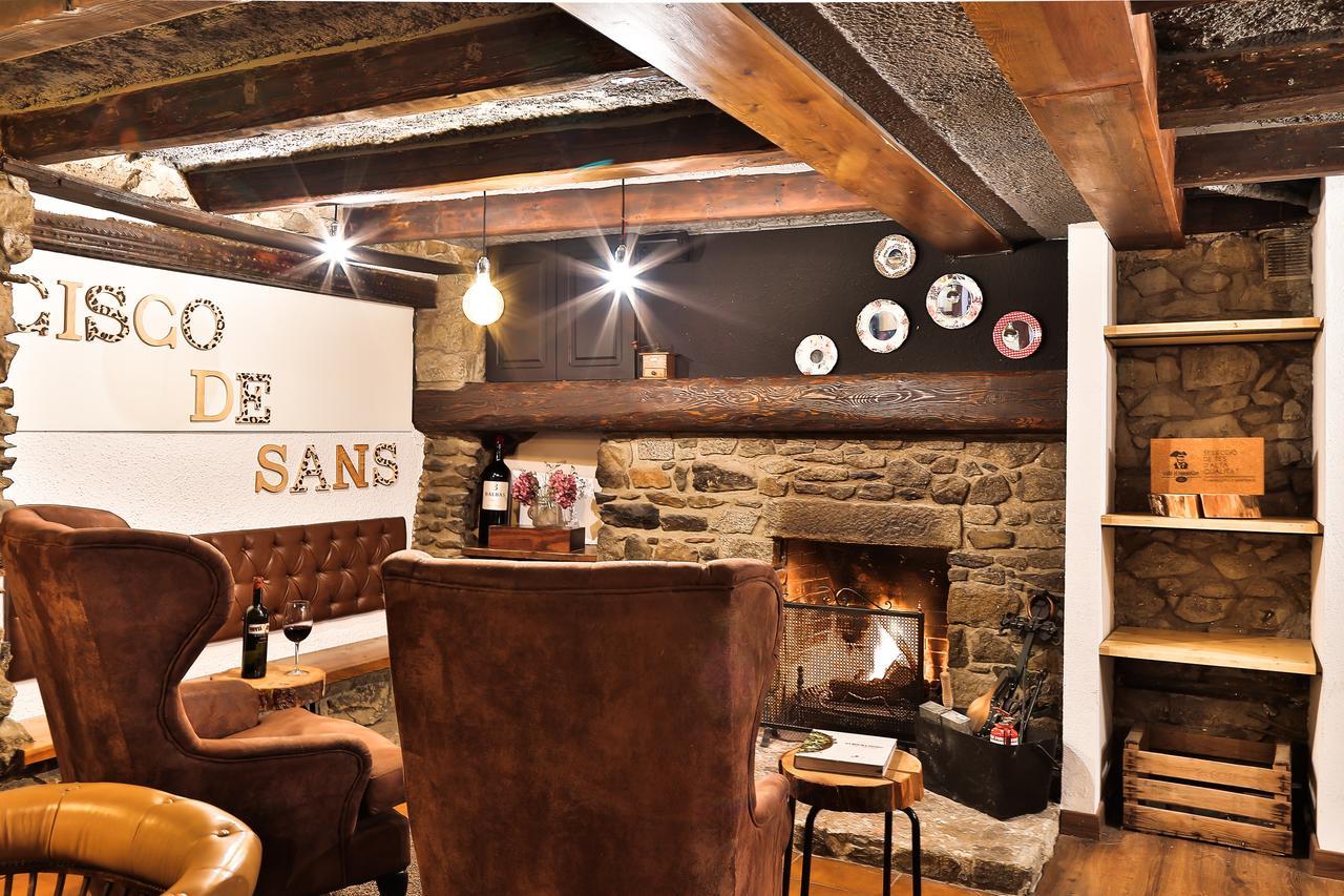 Hostal Cisco De Sans Andorra la Vella Ngoại thất bức ảnh